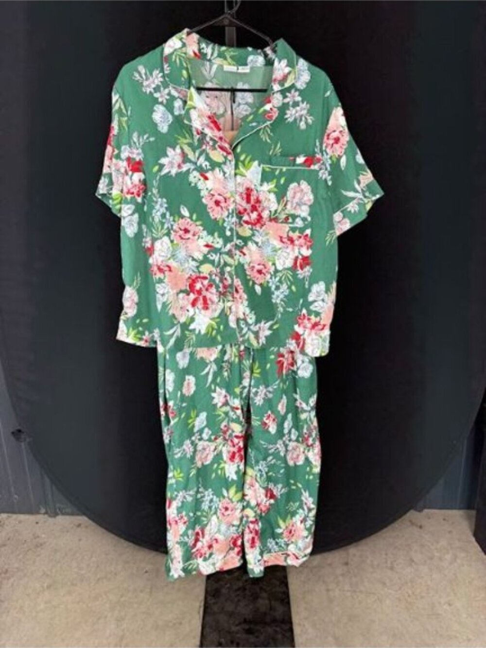 Cupcakes And Cashmere Green Multicolor Floral Satin Pajama Set